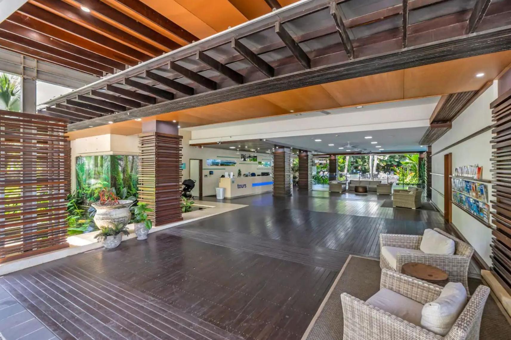 Palm Cove Beachside Apartments - Pool And Garden Views Exterior foto