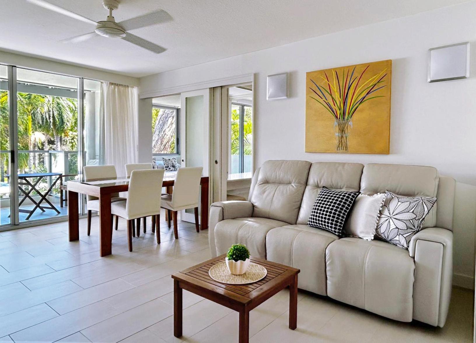 Palm Cove Beachside Apartments - Pool And Garden Views Exterior foto