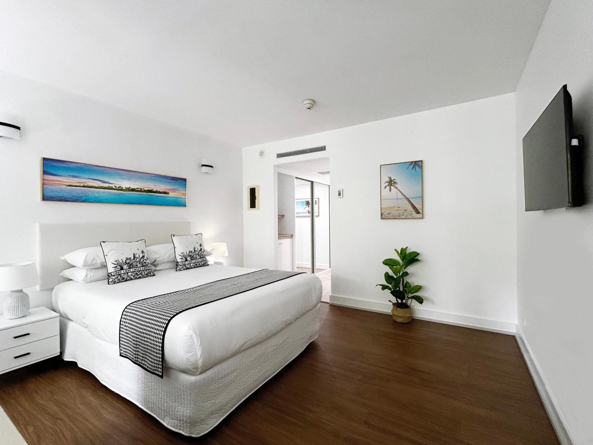 Palm Cove Beachside Apartments - Pool And Garden Views Exterior foto